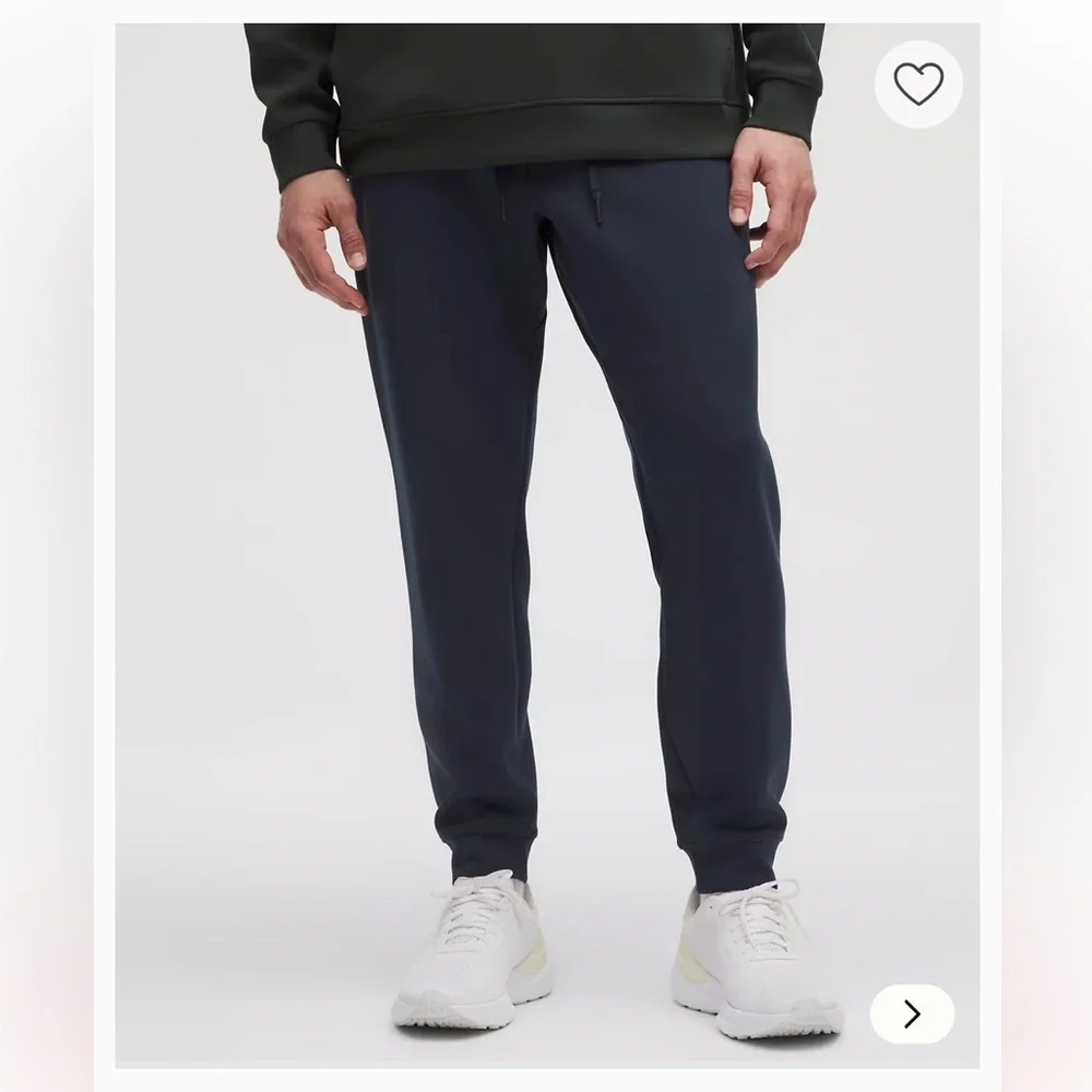 lululemon athletica Men's Navy Slim Jogger Pants 🍋